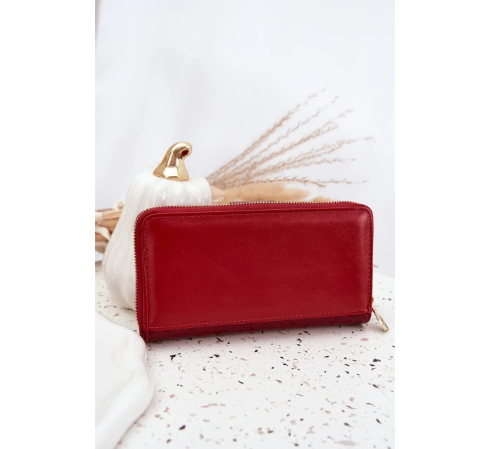 Lakovaná dámská peněženka se zlatým detailem Evlinne – červená