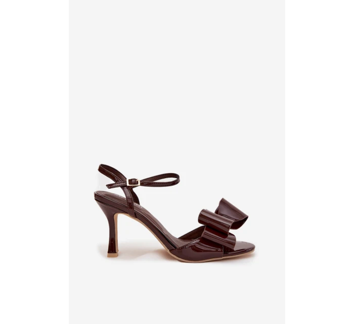 Lakované sandály na podpatku s mašlí Noliva – čokoládové Lakované sandály na podpatku s mašlí Noliva – čokoládové