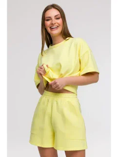 B295 Šortky s kapsami s nášivkami - citronové