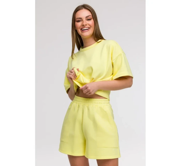 B295 Šortky s kapsami s nášivkami - citronové