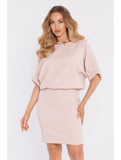 M904 Blůzové šaty s rozparkem na zádech - světle béžové