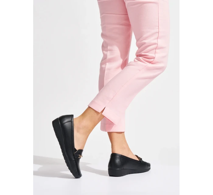 Stylové mokasíny dámské černé na klínku Stylové mokasíny dámské černé na klínku