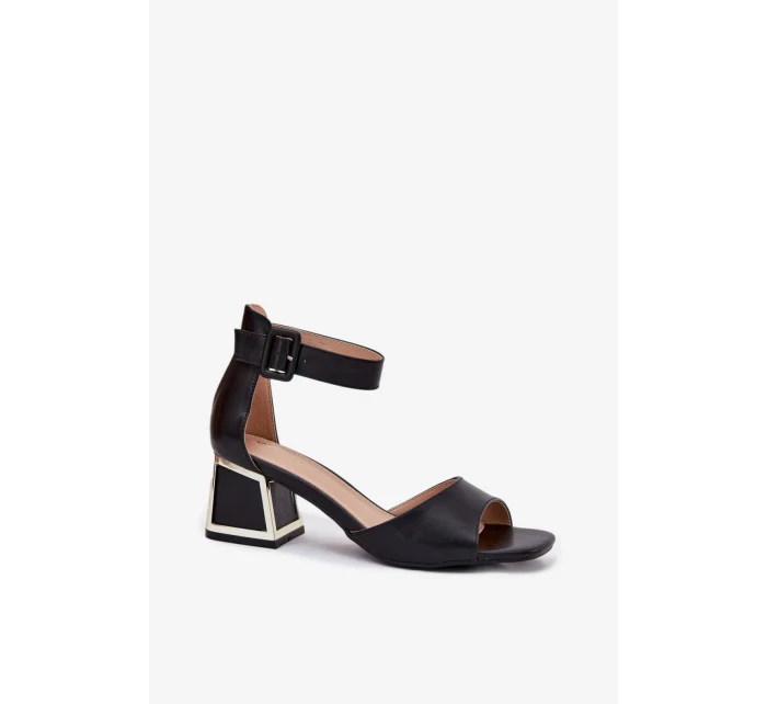 Sandály na podpatku model 213930 Step in style Sandály na podpatku model 213930 Step in style