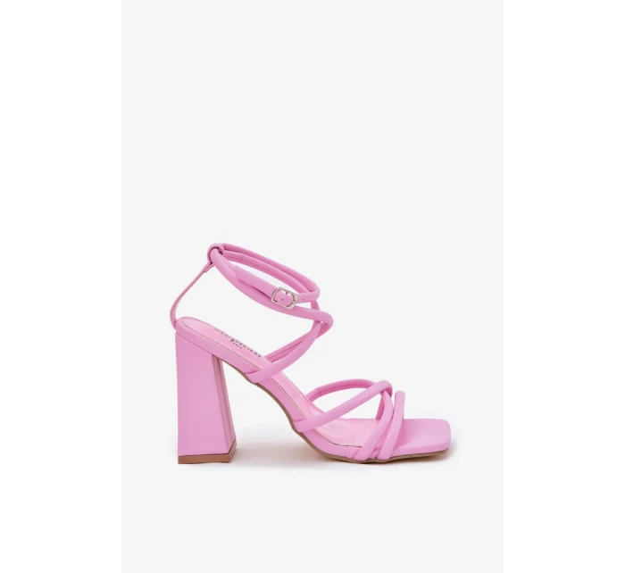 Sandály na podpatku  model 213922 Step in style