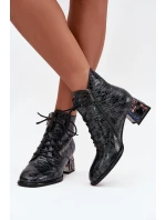 Dámské lakované boty Artiker – šedé, z přírodní kůže, na podpatku s krystalky Dámské lakované boty Artiker – šedé, z přírodní kůže, na podpatku s krystalky