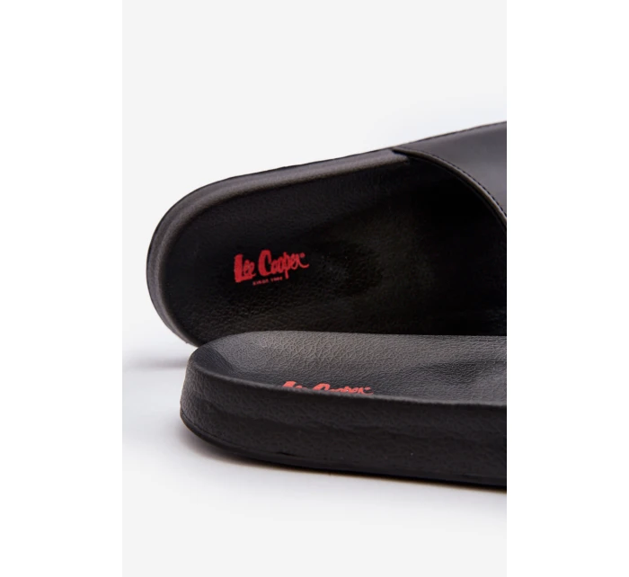 Pánské žabky model 21647584 Černé - Lee Cooper Pánské žabky model 21647584 Černé - Lee Cooper