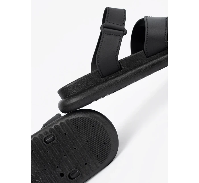 Originální  nazouváky dámské černé na plochém podpatku