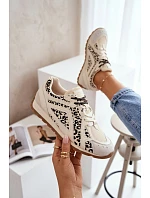 Kožené semišové dámské tenisky Big Star model 22074804 béžové - Big Star Shoes Kožené semišové dámské tenisky Big Star model 22074804 béžové - Big Star Shoes