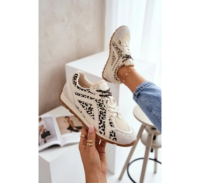 Kožené semišové dámské tenisky Big Star model 22074804 béžové - Big Star Shoes Kožené semišové dámské tenisky Big Star model 22074804 béžové - Big Star Shoes