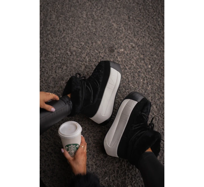 Dámské Kožené Sněhule Na Silné Podešvi S Kožešinou Big Star OO274A206 Černé