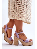 Pohodlné semišové sandály na podpatku model 21613581 - Boto Pohodlné semišové sandály na podpatku model 21613581 - Boto