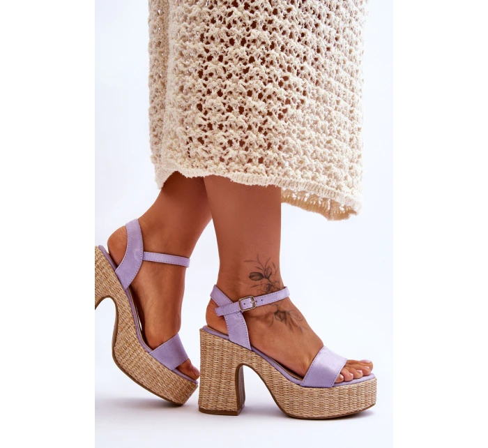 Pohodlné semišové sandály na podpatku model 21613581 - Boto Pohodlné semišové sandály na podpatku model 21613581 - Boto