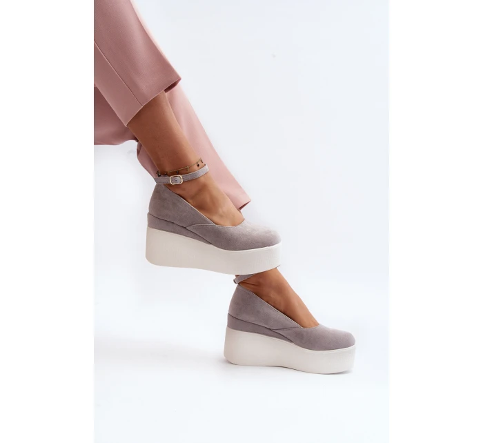 Dámské espadrilky na šedé model 21648491 - Boto