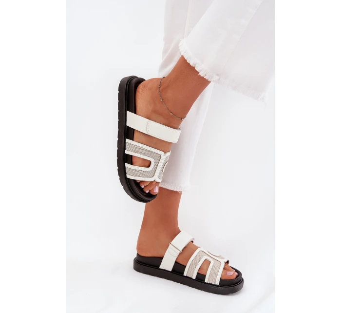 Dámské pantofle na platformě se suchým zipem bílé model 21703973 - Boto Dámské pantofle na platformě se suchým zipem bílé model 21703973 - Boto