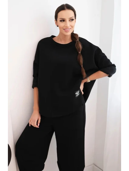 Dámský teplákový komplet z silnějšího materiálu se širokými nohavicemi černý Dámský teplákový komplet z silnějšího materiálu se širokými nohavicemi černý