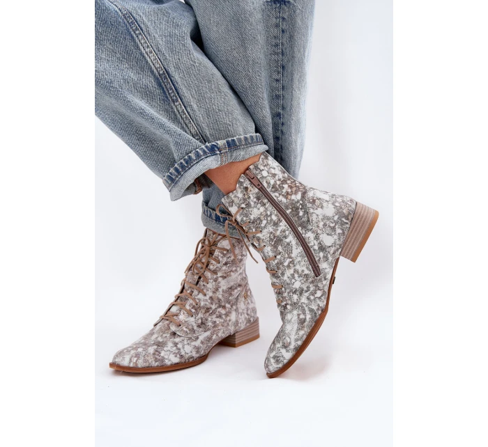 Kožené Vzorované Kotníkové Boty Na Ploché Podpatky model 21691368 Béžové - Maciejka