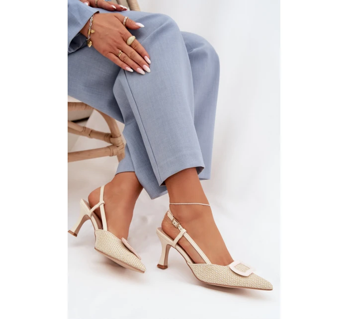 Dámské sandály na podpatku s ozdobným prvkem Béžové Eslina