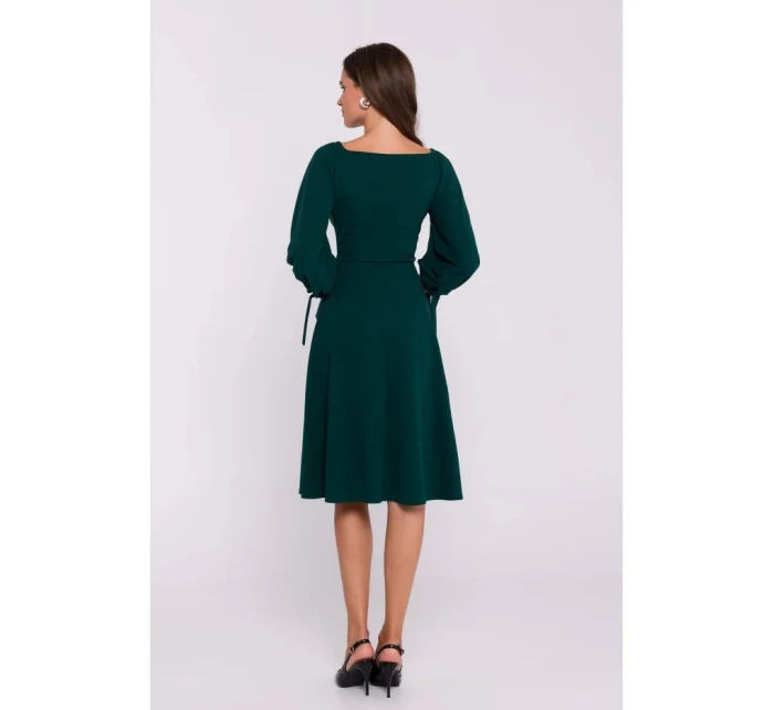 Šaty s rozšířenými rukávy model 21958994 zelené - STYLOVE
