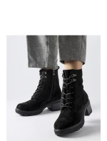 Boty na podpatku model 205852 Solea Boty na podpatku model 205852 Solea