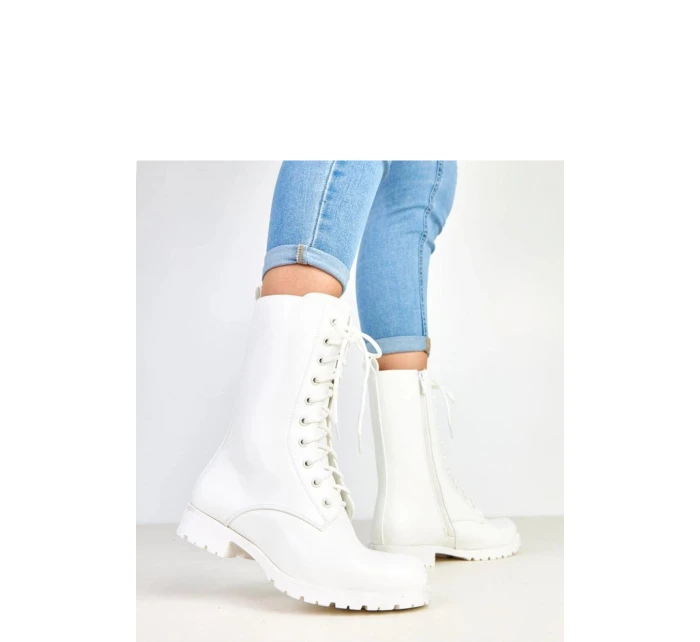 Šněrovací vyšší model 217909 Solea