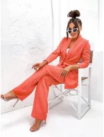 Dámský komplet v korálové barvě - volné sako a široké kalhoty (8167) Dámský komplet v korálové barvě - volné sako a široké kalhoty (8167)