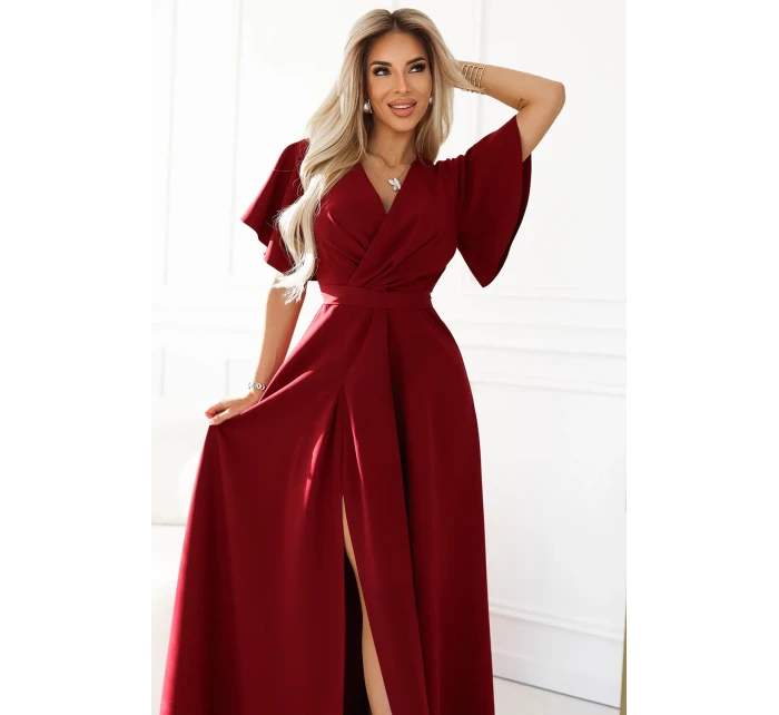 Dlouhé dámské šaty ve vínové bordó barvě s rozparkem na  a výstřihem model 20893015 - numoco
