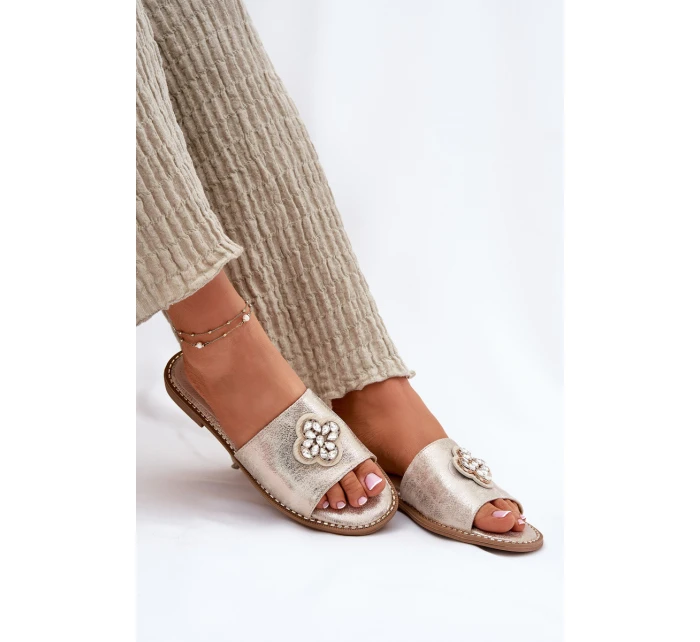 Dámské Pantofle Na Plochém Podpatku S Ozdobným Detalem S.Barski KV51-087 Zlaté