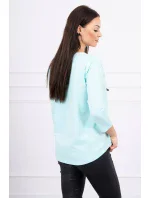 Pozoruhodná mátová halenka s 3D grafikou