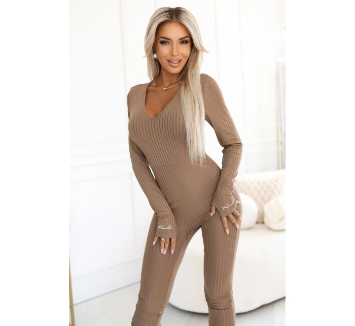 a elegantní žebrovaný dámský overal s výstřihem model 21439596 - kocula