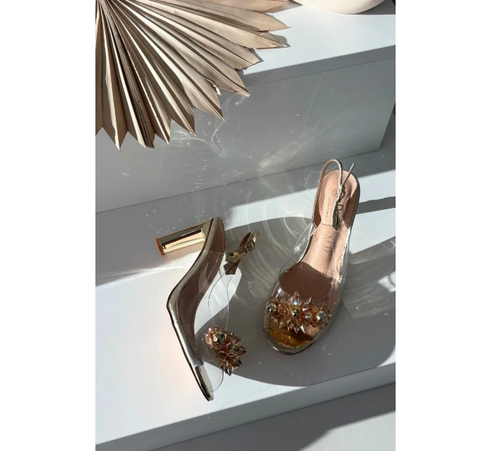 Průhledné sandály na podpatku s ozdobami D&A MR52-232 zlaté