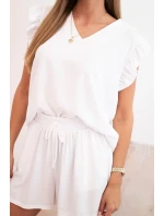 Dámský komplet z viskózy, blůza s volánky a krátké šortky bílý Dámský komplet z viskózy, blůza s volánky a krátké šortky bílý