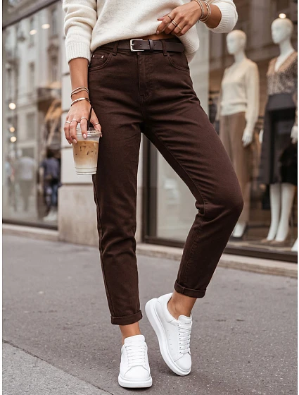 Dámské džíny Mom Fit s hnědým páskem FashionStreet UY3129 Dámské džíny Mom Fit s hnědým páskem FashionStreet UY3129