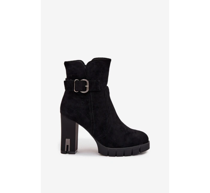 Dámské kotníkové boty na podpatku s přezkou zateplené černé model 21711634 - Boto Dámské kotníkové boty na podpatku s přezkou zateplené černé model 21711634 - Boto