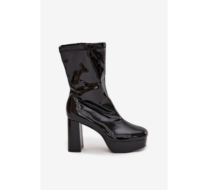 Dámské lakované boty Calvessa – černé, na platformě a sloupkovém podpatku