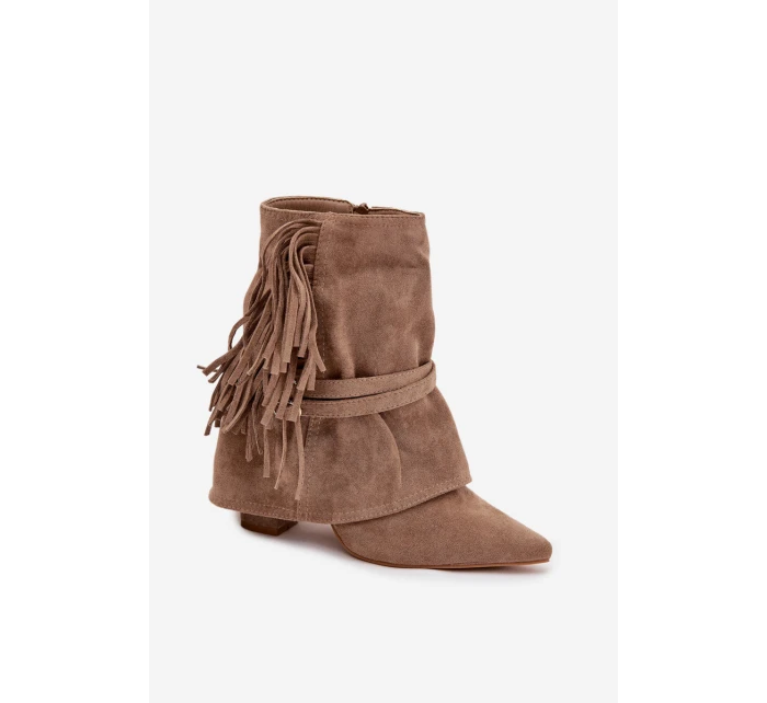 Dámské kotníkové boty na sloupkovém podpatku s třásněmi a zlatými přezkami Evelisse – béžové