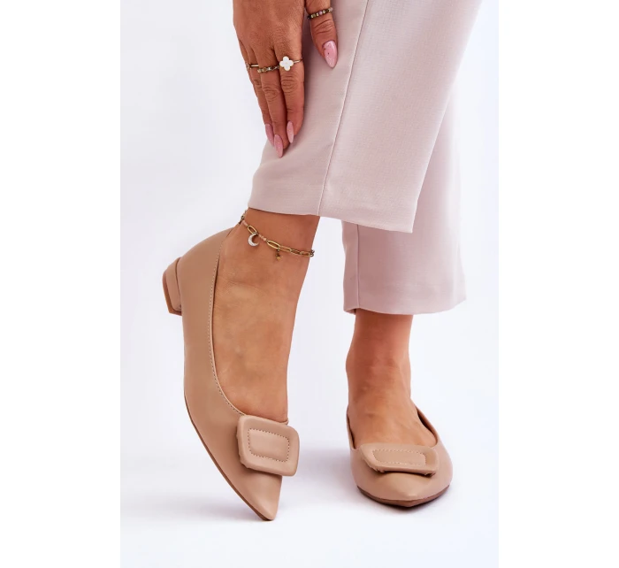 Klasické baleríny s zdobením Béžove model 21622390 - Boto