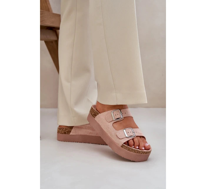 Dámské Pantofle Na Masivní Platformě S Přezkami Růžové Aramia Dámské Pantofle Na Masivní Platformě S Přezkami Růžové Aramia