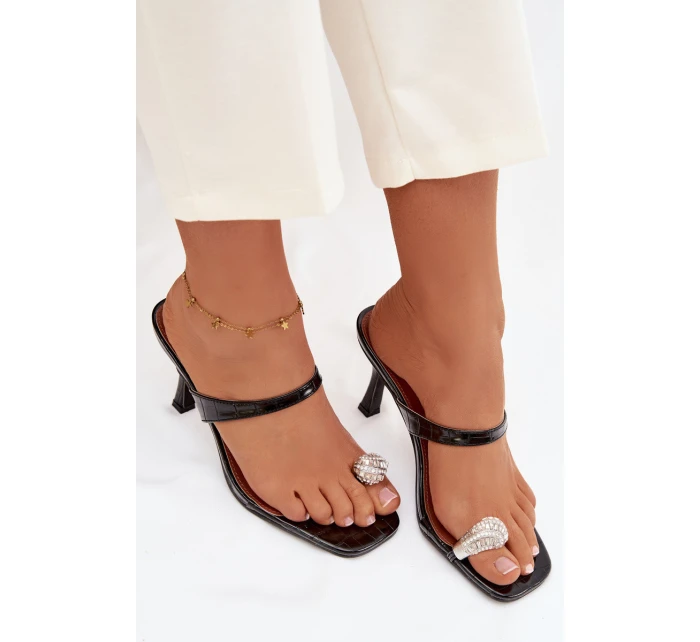 Dámské lodičky na jehlové podpatku s ozdobným detailem Černé Lorissa