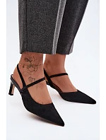 Kožené semišové sandály na podpatku s ozdobnou páskou D&A CR61-3048 černé