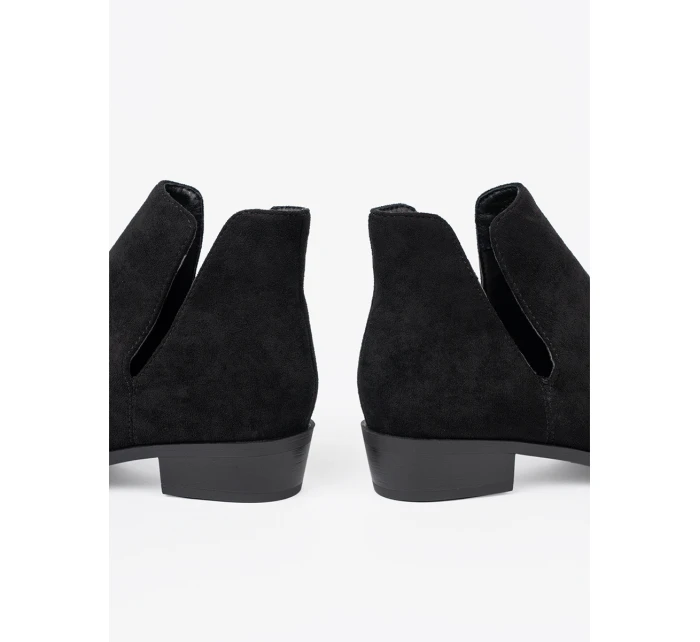 Trendy černé  kotníčkové boty dámské Obcas