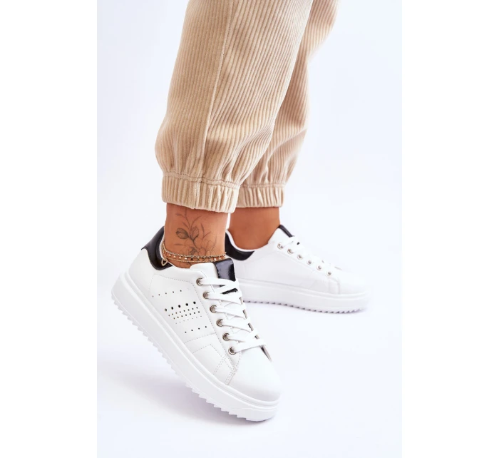 Dámská sportovní obuv bílá a černá Be model 21620265 - Boto Dámská sportovní obuv bílá a černá Be model 21620265 - Boto