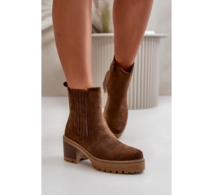 Dámské boty na podpatku z eko semiše zateplené tmavě hnědé Nevitas Dámské boty na podpatku z eko semiše zateplené tmavě hnědé Nevitas