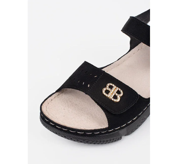 Výborné černé sandály dámské bez podpatku Výborné černé sandály dámské bez podpatku