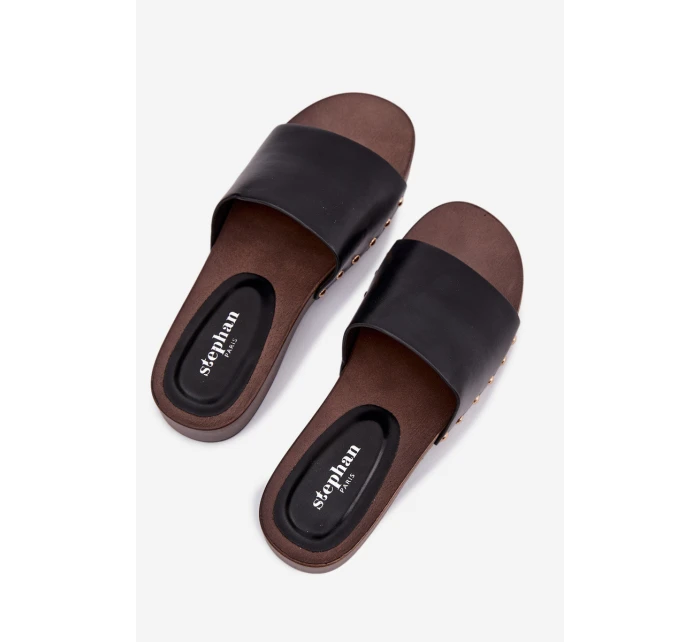 Dámské pantofle se zlatými černé model 21918782 - Boto