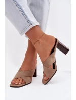 Dámské sandály na podpatku tmavě béžové Denessa