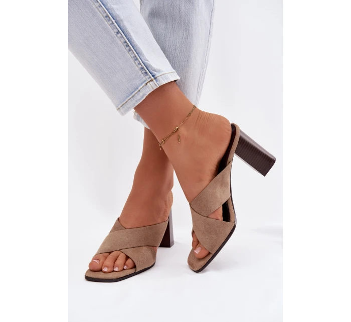 Dámské sandály na podpatku tmavě béžové Denessa