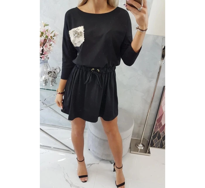 Šaty s flitrovou kapsou černé Šaty s flitrovou kapsou černé