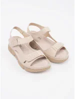 Originální hnědé dámské  sandály bez podpatku