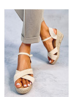Sandály na podpatku  model 181973 Inello