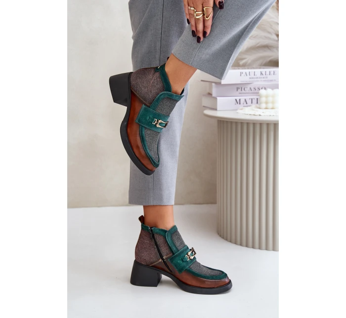 Kožené dámské kotníkové boty na masivním podpatku s ozdobou Maciejka A6747-29 hnědo-zelené Kožené dámské kotníkové boty na masivním podpatku s ozdobou Maciejka A6747-29 hnědo-zelené